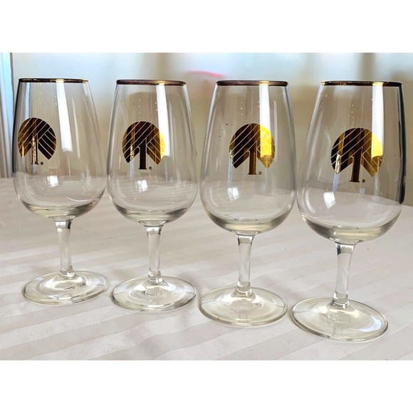 Set of 4 Vintage Gold Rim Tree Design Retro Bank Logo Wine Glasses~Made n France - Picture 1 of 8